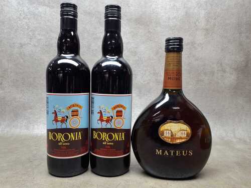 Mixed wine, three bottles
