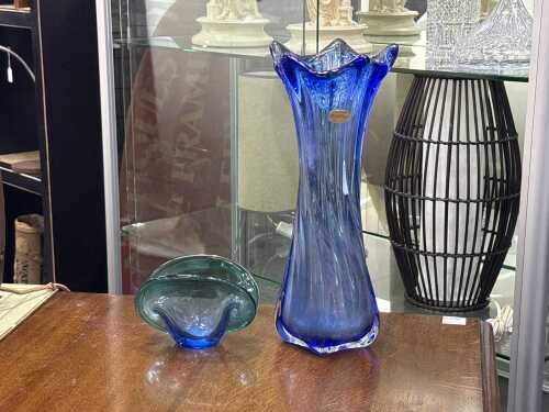 Two vintage art glass pieces