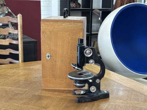 Vintage Ernst Leitz microscope