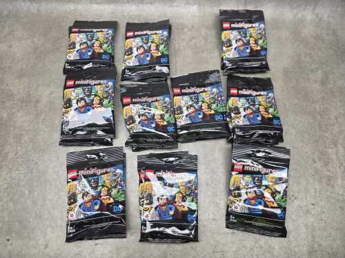 20 LEGO DC Minifigures, sealed