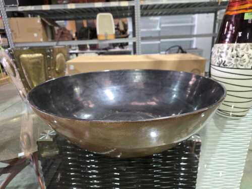 Lacquer centrepiece bowl