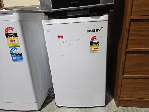Husky 92L bar freezer