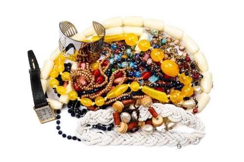 Collection of jewellery