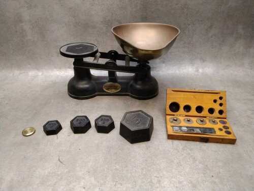 Salter balance scales with weights