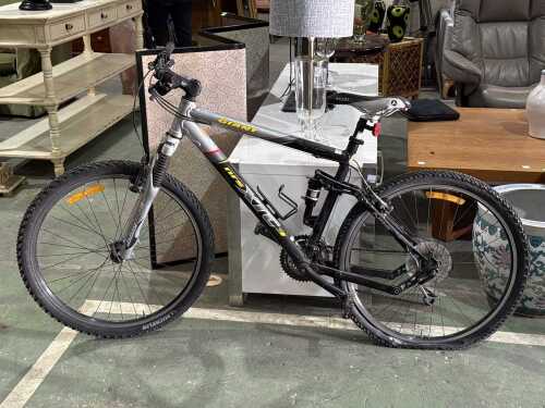 Giant XTC 3 Mountain Bike
