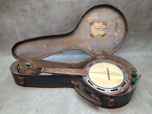 8-string banjolin