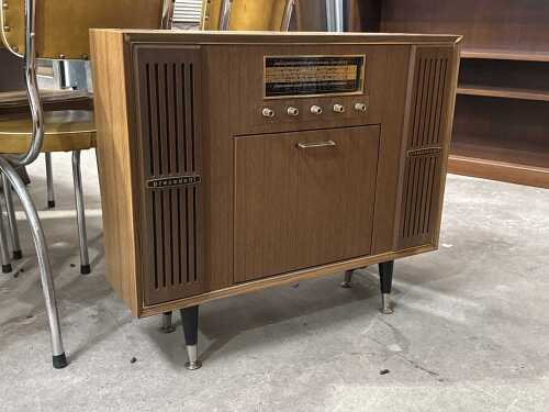 Precedent radio gram with record player