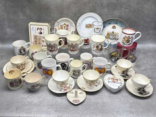 Collection of British Royal Family commemorative wares, mainly porcelain