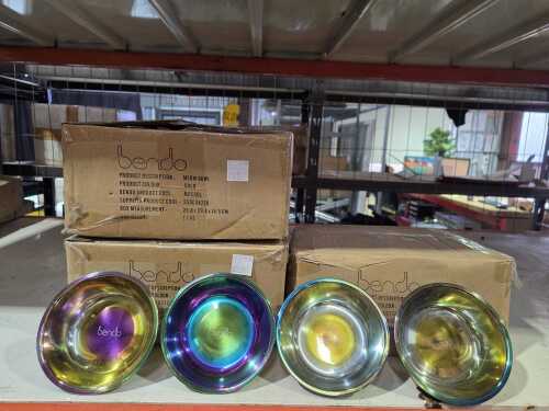 Quantity of Bendo Meow pet bowls