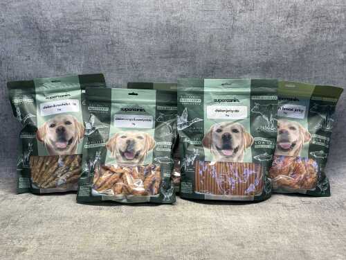 Five packs of Supercanin dog food 1kg