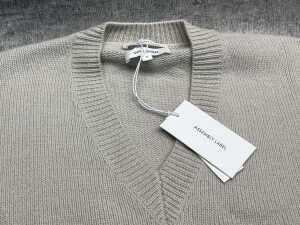 Assembly Label Alora Cashmere V Neck Knit size 8 - 2