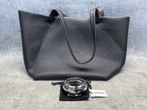 Unison Parker Tote bag & bangle