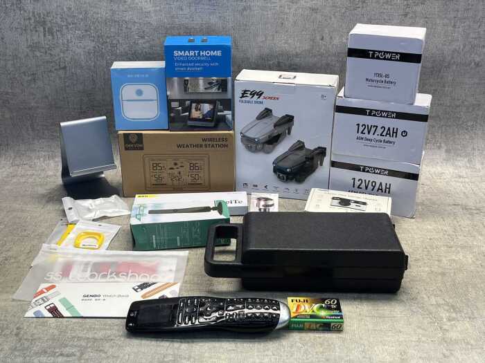 Group of tech