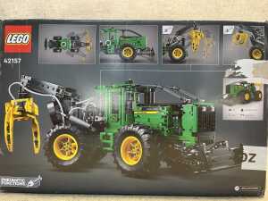 Lego Technic John Deere 948L-II Skidder - 3