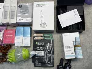 Group of beauty products - 5