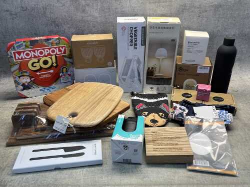 Group of homewares