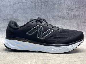 New Balance EVOZ v4 size US 10.5 Men's - 2