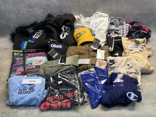 Group of Men's clothing size L