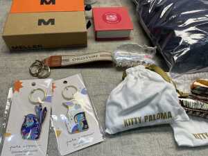 Group of Women's clothing & accessories size L - 5