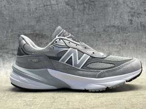 New Balance 990 v6 size US 7 Men's - 2
