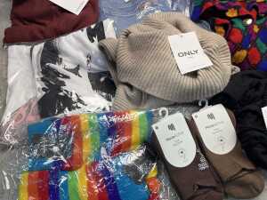 Group of Women's clothing size L - 4