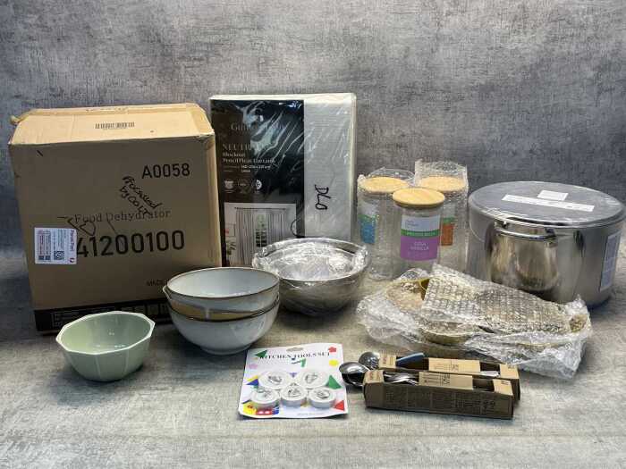 Group of homewares