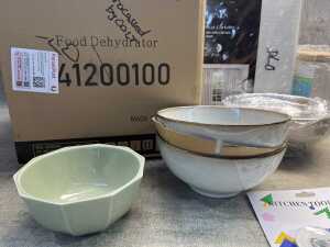 Group of homewares - 5