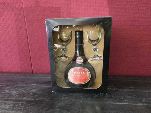 Seppelt Para Liqueur Port No. 116 gift set