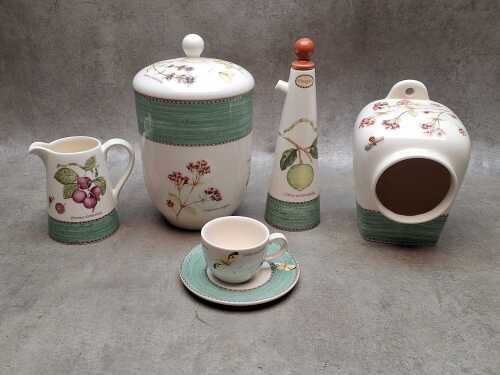 Wedgwood 'Sarah's Garden' green porcelain kitchenware