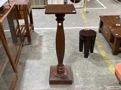 Fluted timber pedestal
