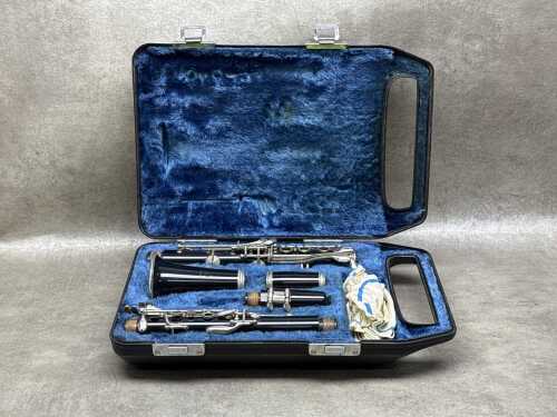 Yamaha B flat clarinet model YCL-24