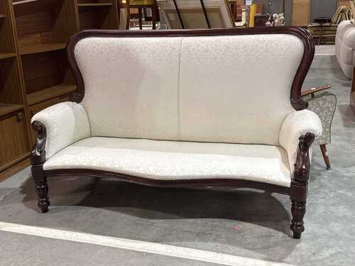 Victorian two-seat settee