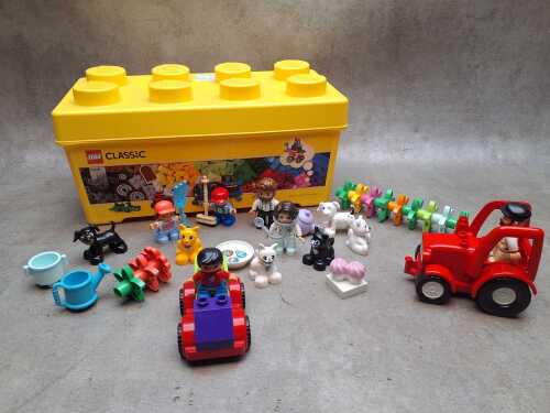 Group of assorted Lego and Duplo