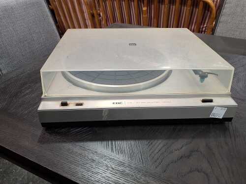 CDC ST110 turntable