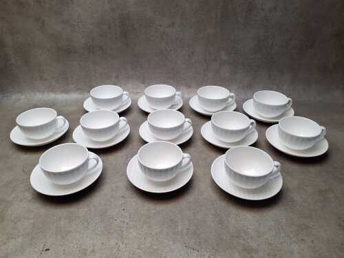 Set of 12 Wedgwood 'Night and Day' porcelain duos