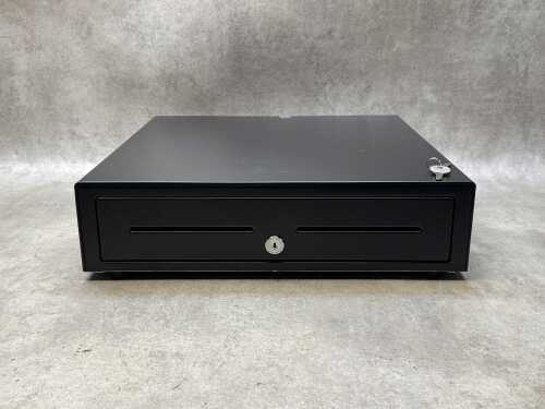 Lockable cash drawer