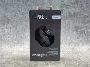 Fitbit Charge 5