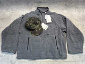Mr Winston The Everyday Fleece size M & cap