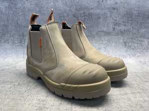 The Good Boot size US 10 - 3