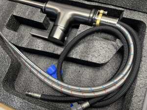 Lefton pull out faucet - 3