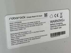 Roborock robot vacuum & dock - 4