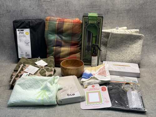 Group of homewares