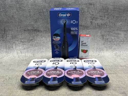 Group of Oral B products