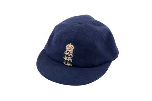 Vintage traditional navy England Test cricket cap with lion and crown emblem