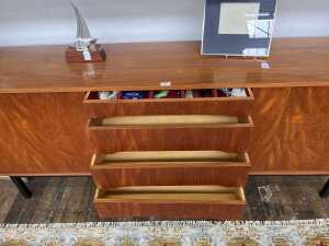 Mid-century teak highboard - 4