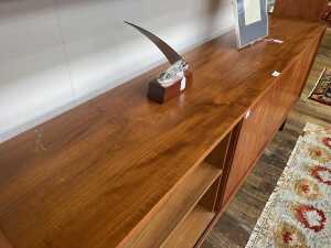 Mid-century teak highboard - 7
