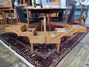 Mid-century timber cantilever sewing box - 2