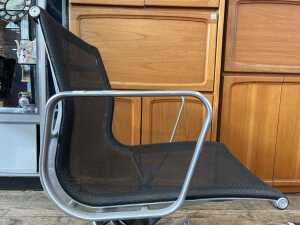 Eames Aluminium Group Management desk chair - 4