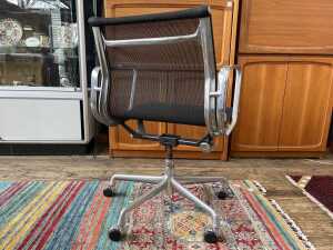 Eames Aluminium Group Management desk chair - 2