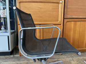 Eames Aluminium Group Management desk chair - 4